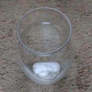 Silver Accent Vase with Elegant Design